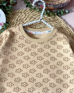 بلوز تک کرم گل دار - Image 2