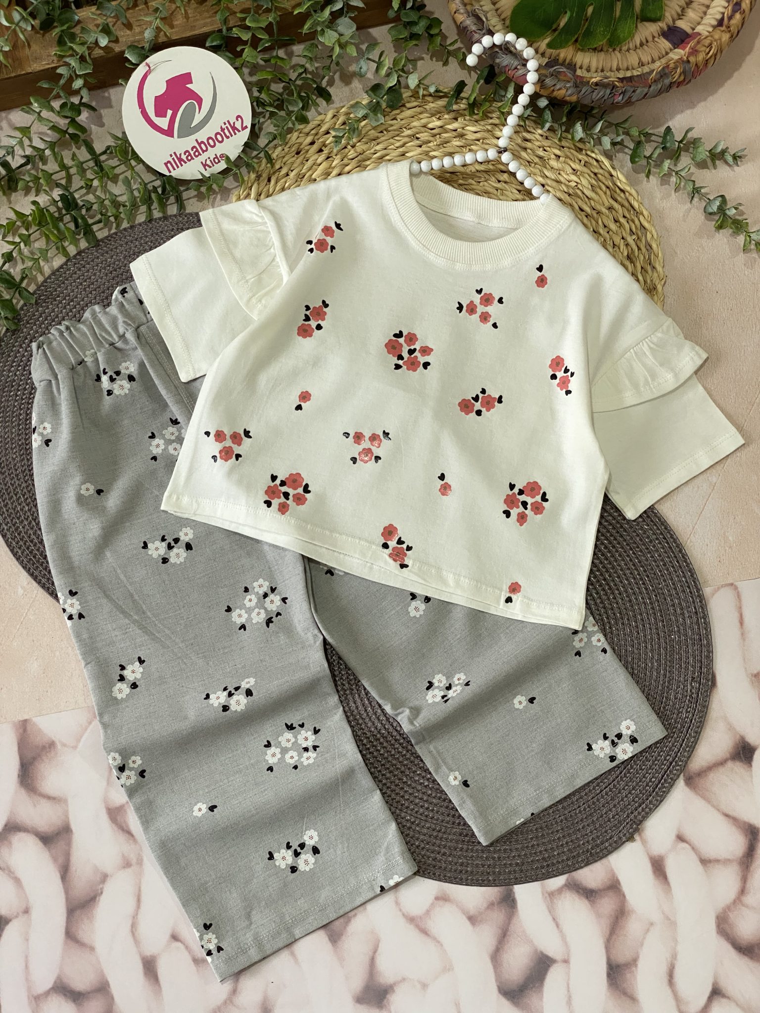 FD9FACFA-CC75-46CB-91FB-8571FC570BD1 کراپ شلوارک شکوفه گیلاس - Image 1