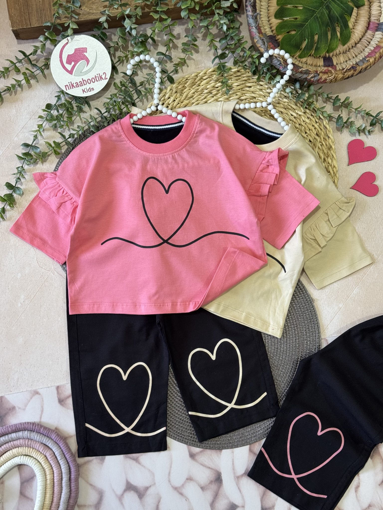 IMG_8226 کراپ شلوارک قلب دنباله دار - Image 1