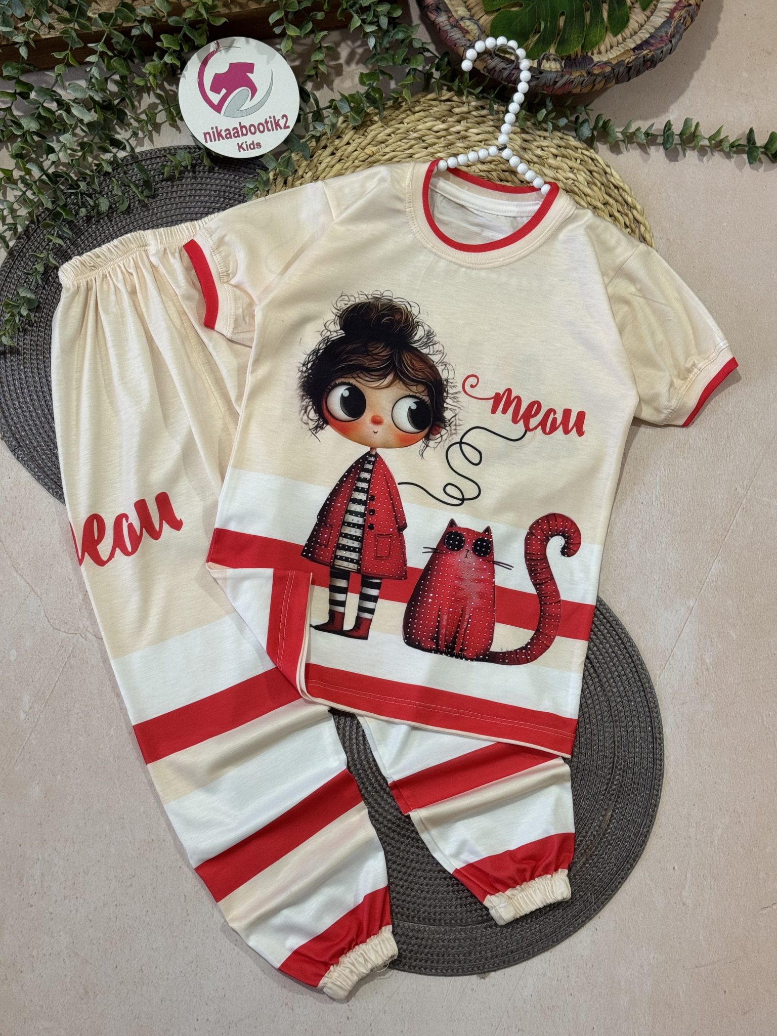 IMG_8271 تیشرت شلوار دختر و گربه - Image 4