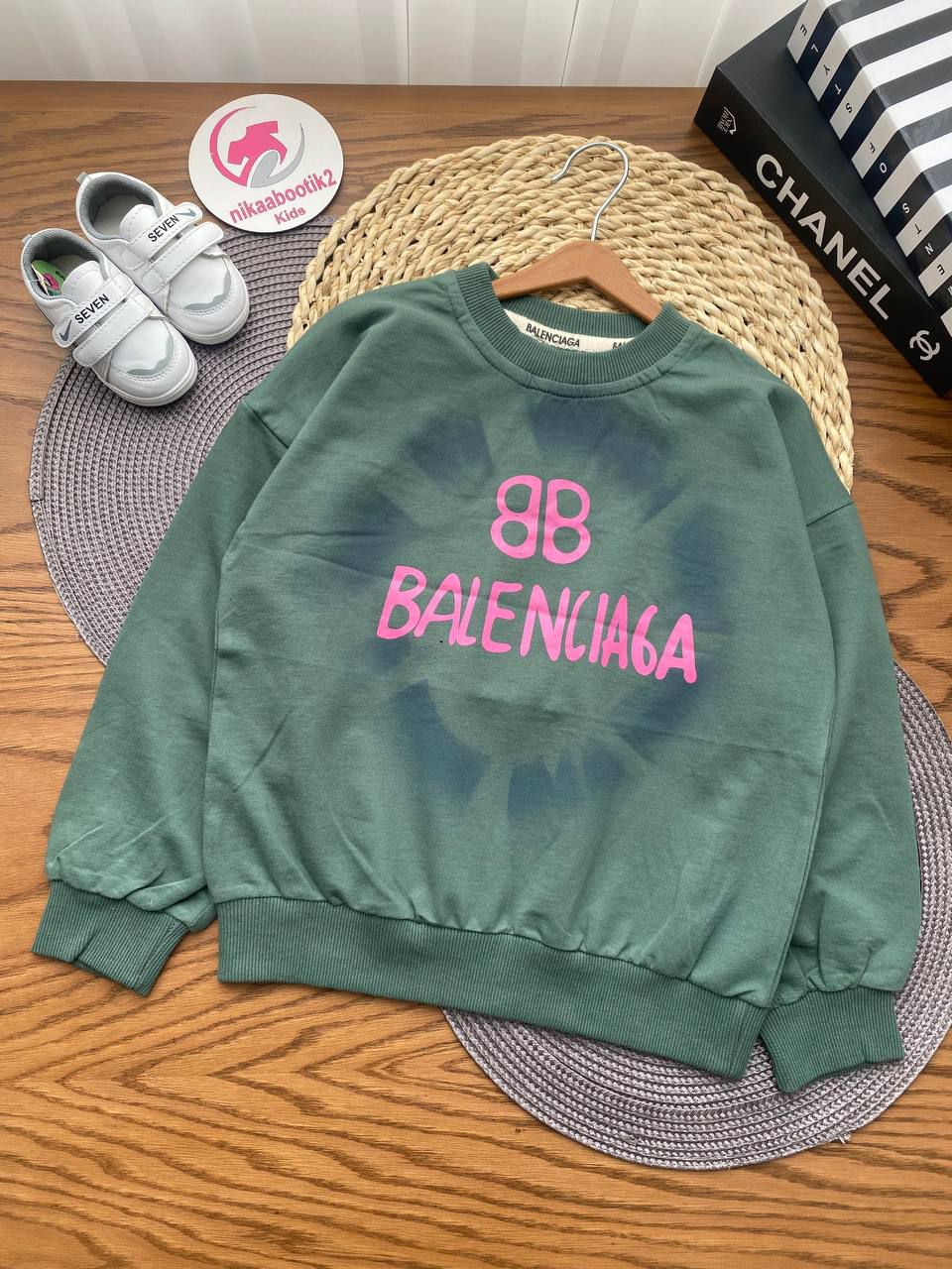 IMG_20251120_204137_668 بلوز دورس بالنسیاگا سایه دار(ایراددار) - Image 1